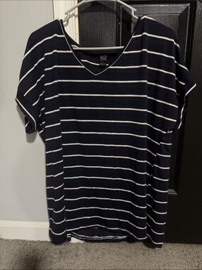 Casual Navy & White Striped V-Neck Tee